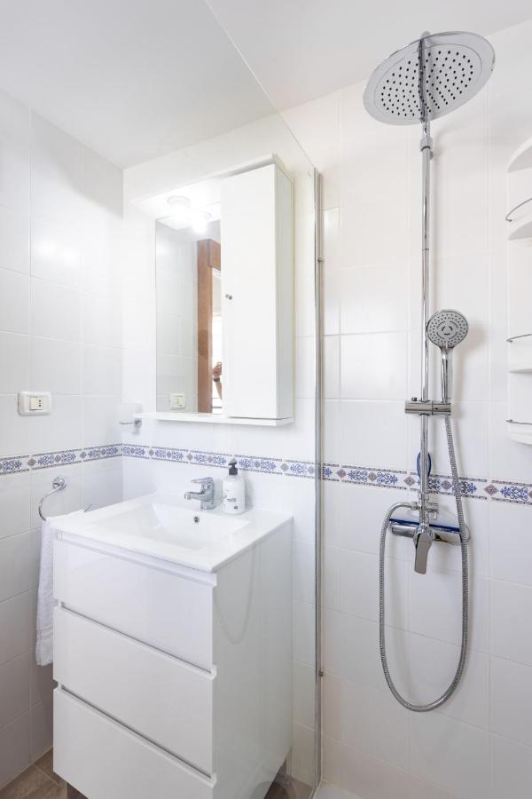 Home2Book Comfy Studio Los Cristianos لوس كريستيانوس المظهر الخارجي الصورة
